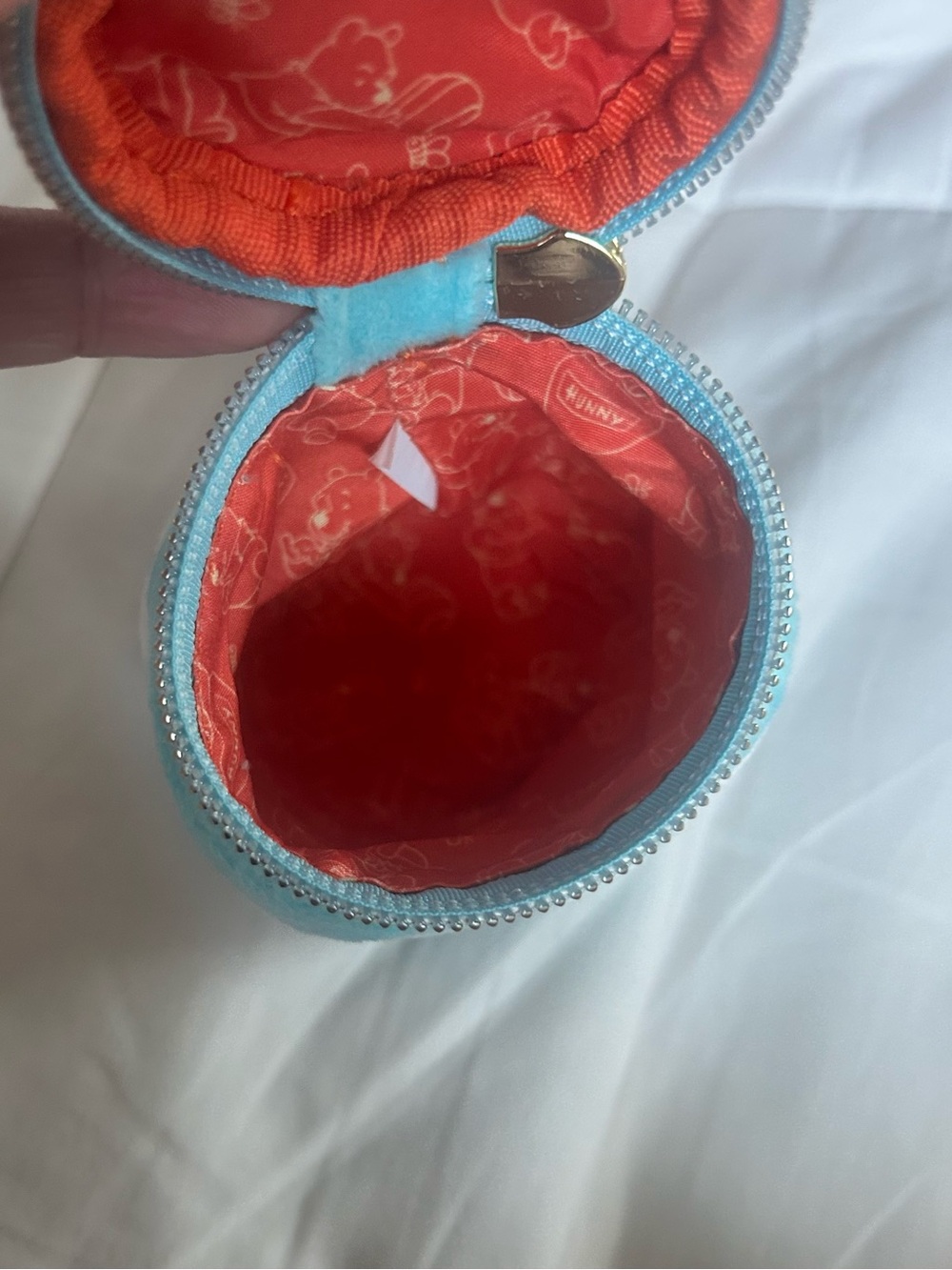 Winnie the Pooh Plush coin bag keychain - Picture 8 of 11
